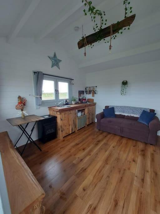 Seafield Cabin Tromora West Exterior photo